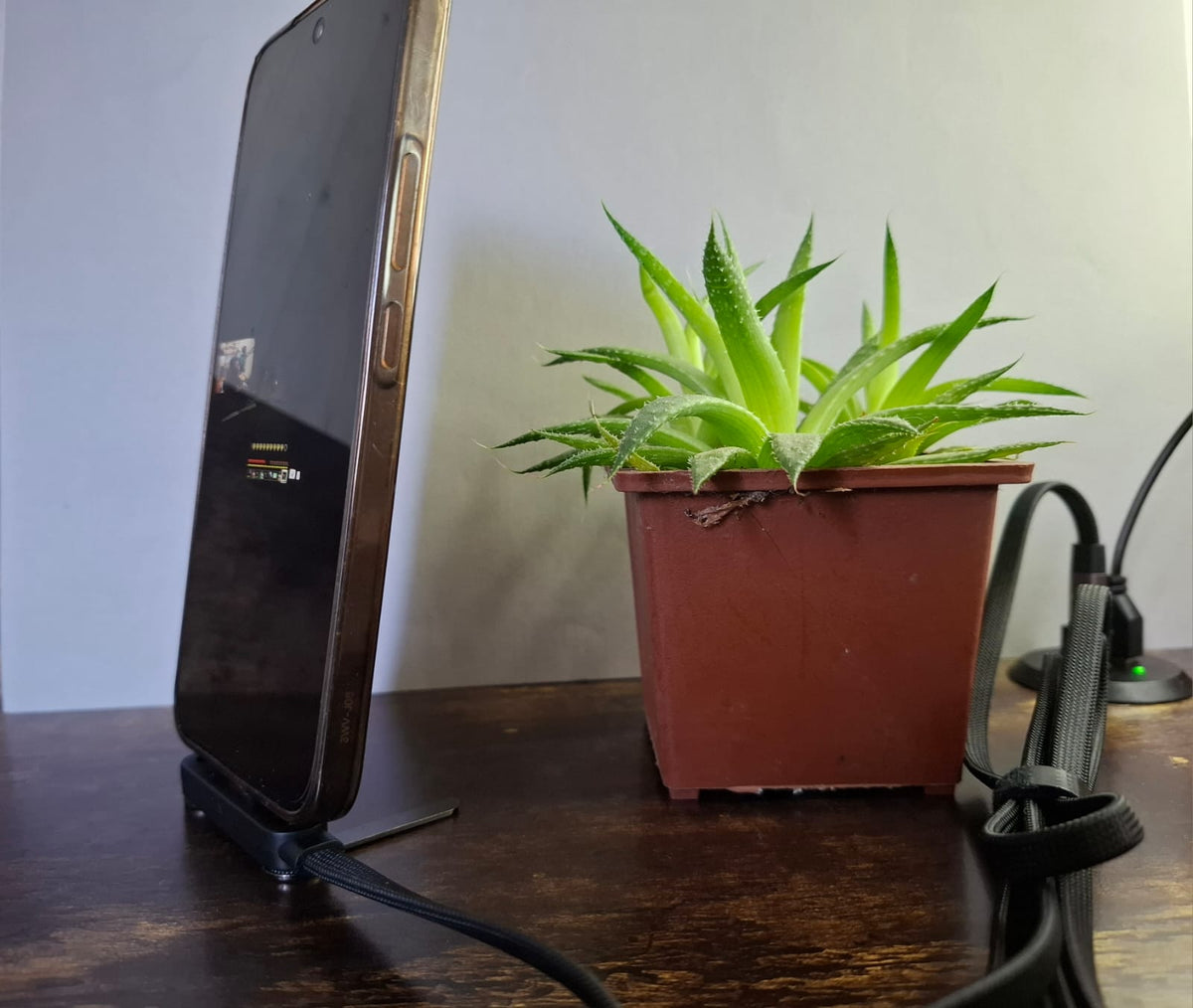 Cable de Carga Plegable con Soporte